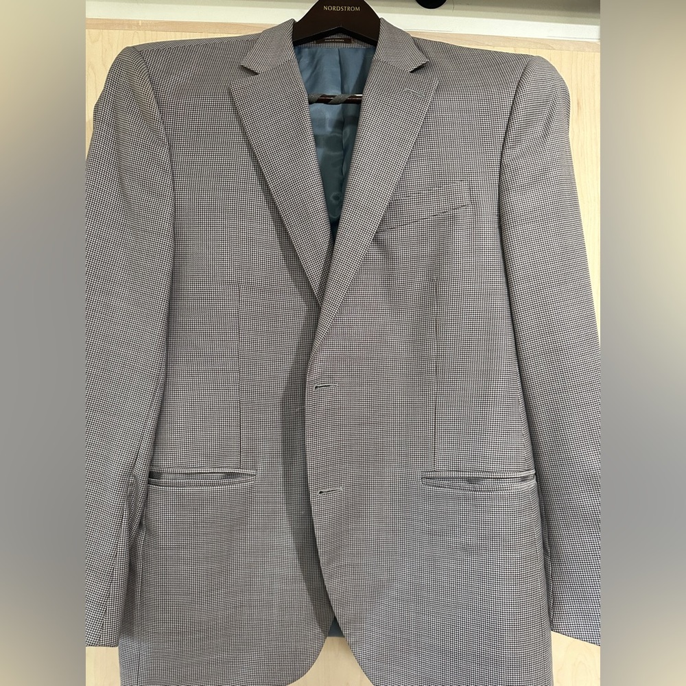 Excellent Modern Fit Peter Millar Sport Coat 44R
